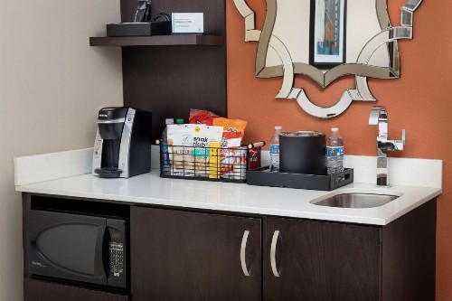 Embassy Suites Knoxville West - image 27
