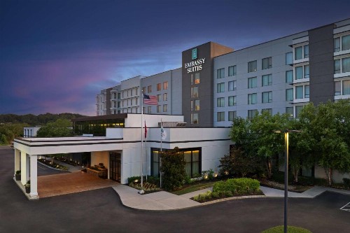 Embassy Suites Knoxville West - image 3