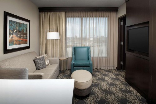 Embassy Suites Knoxville West - image 5