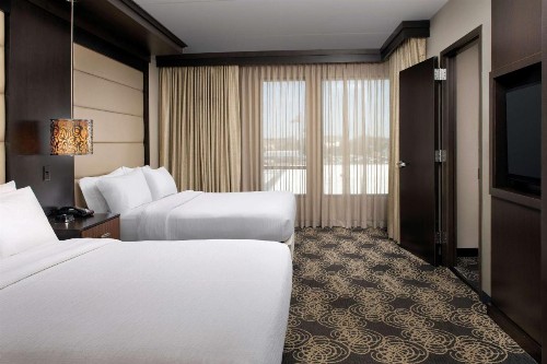 Embassy Suites Knoxville West - image 6