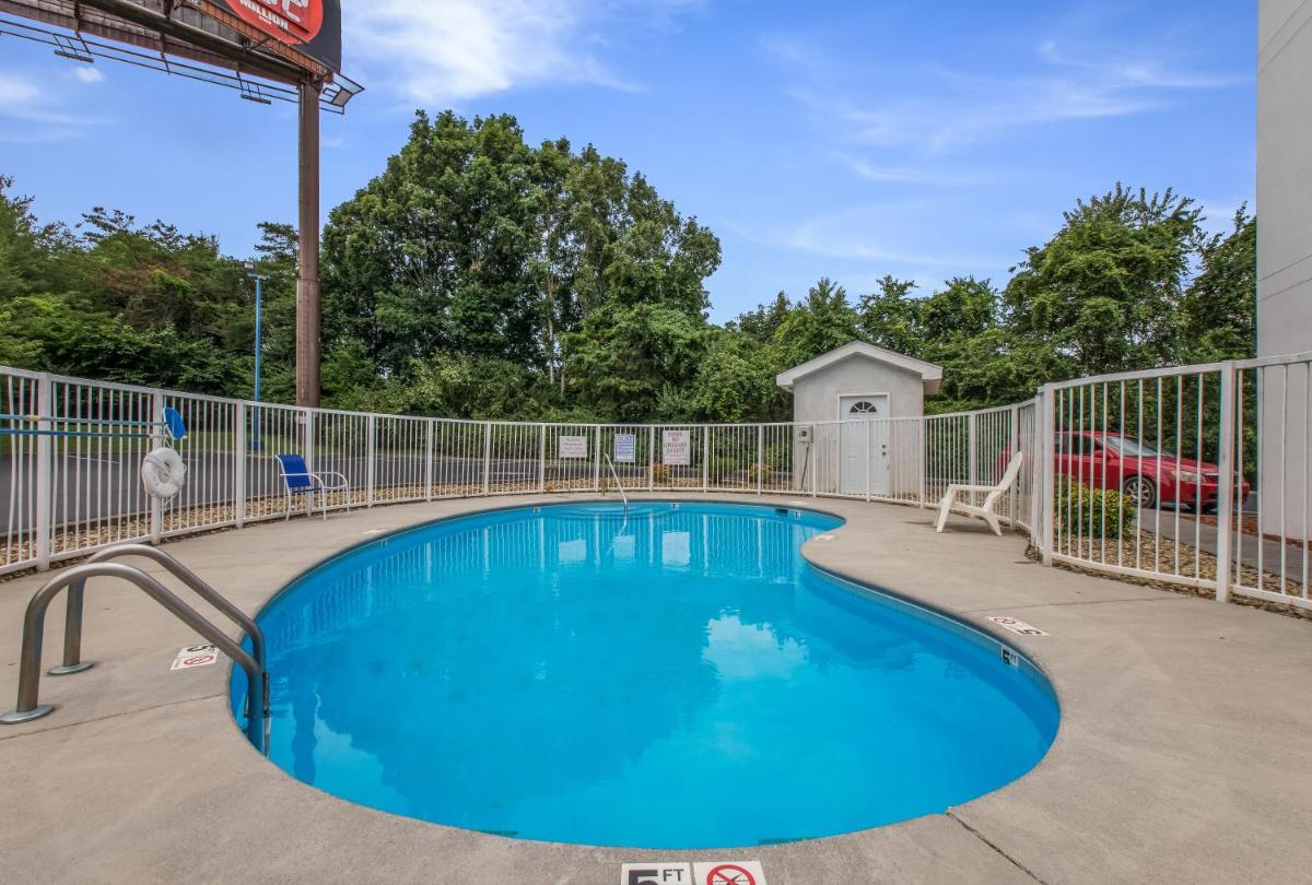 Americas Best Value Inn-Knoxville East - image 5