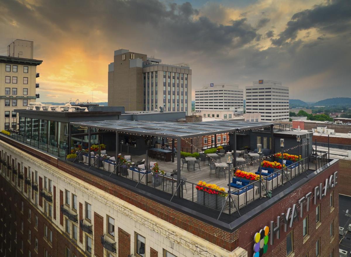 Hyatt Place Knoxville/Downtown - main image