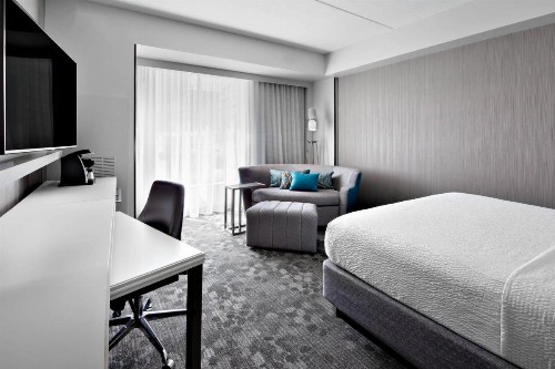 Courtyard by Marriott Knoxville Downtown - image 13