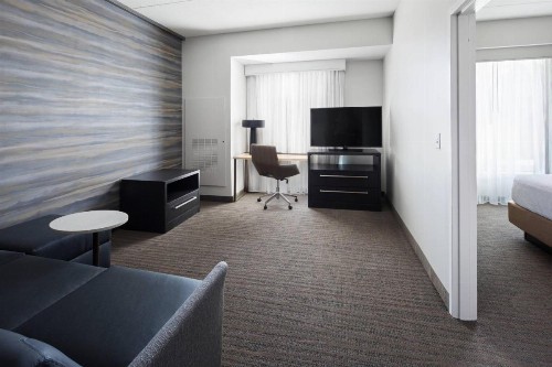 Residence Inn by Marriott Knoxville Downtown - image 8