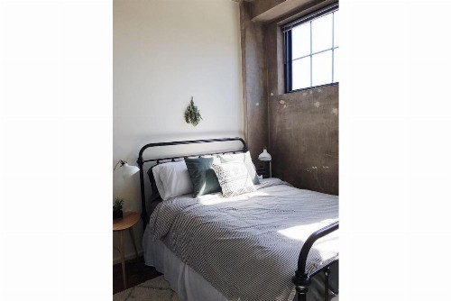 City Loft w/ View of Gay St - image 10