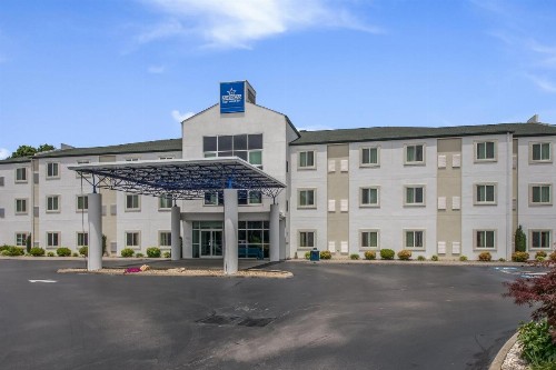 Americas Best Value Inn-Knoxville East - image 1