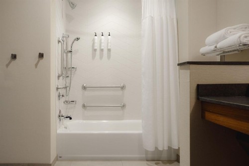Fairfield by Marriott Inn & Suites Knoxville Northwest - image 14