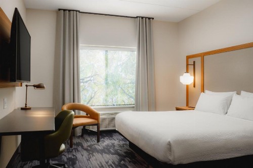 Fairfield by Marriott Inn & Suites Knoxville Northwest - image 7