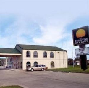 La Grange Executive Inn and Suites - main image