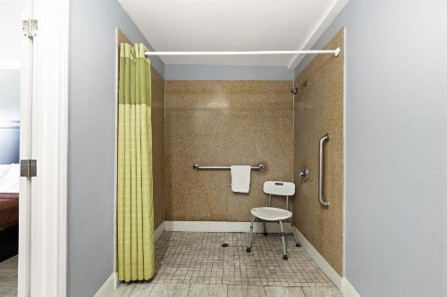 3rd Avenue Inn - image 14