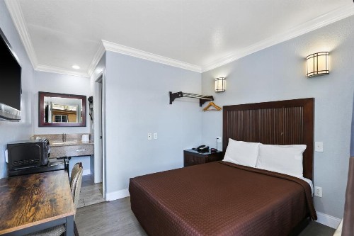 3rd Avenue Inn - image 27