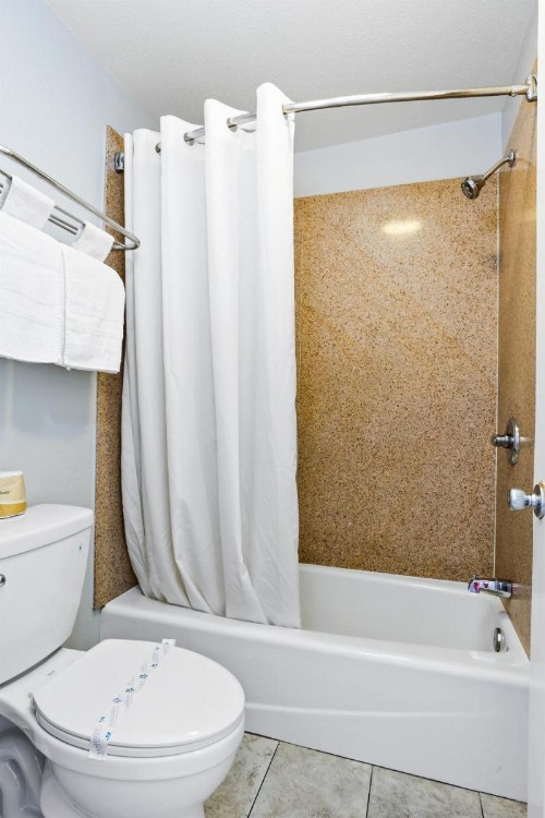 3rd Avenue Inn - image 28