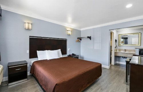 3rd Avenue Inn - image 31