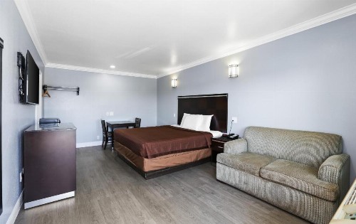 3rd Avenue Inn - image 8