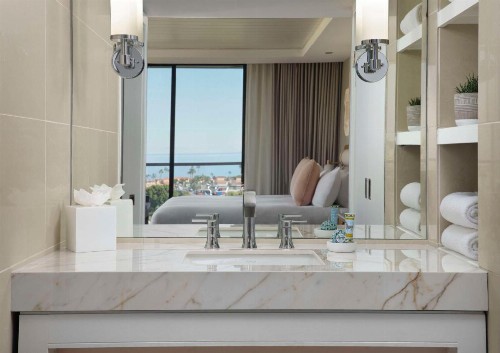 Hotel La Jolla Curio Collection by Hilton - image 10