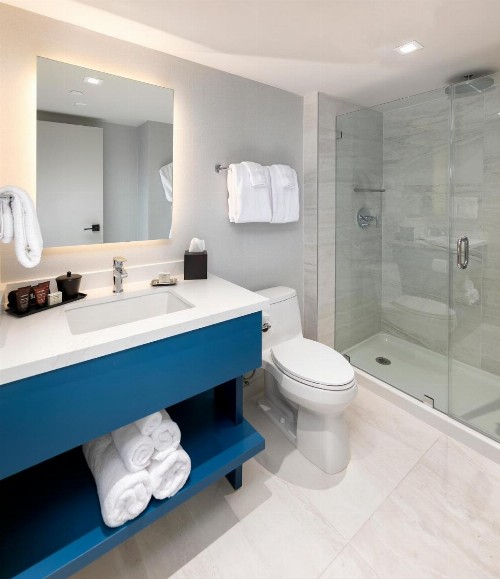 La Jolla Cove Suites - image 16