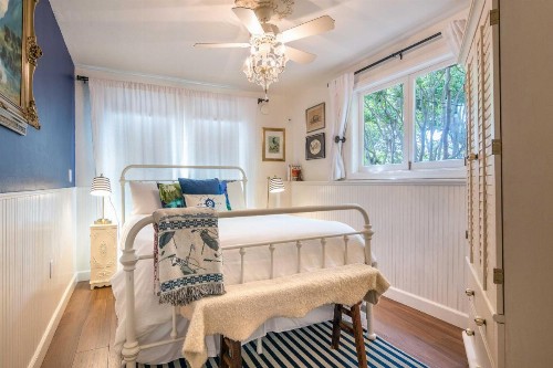 Redwood Hollow Cottages - image 1