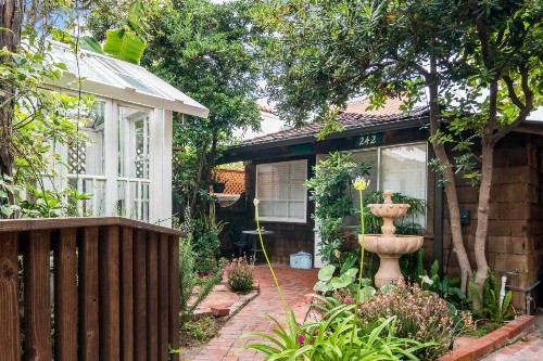 Redwood Hollow Cottages - image 16