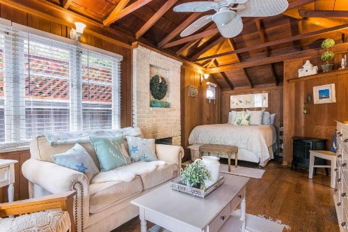 Redwood Hollow Cottages - image 2