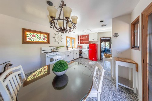 Redwood Hollow Cottages - image 37