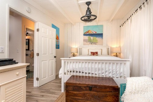 Redwood Hollow Cottages - image 50