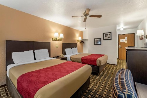 Econo Lodge La Junta - image 2