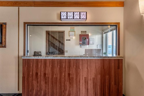 Econo Lodge La Junta - image 7