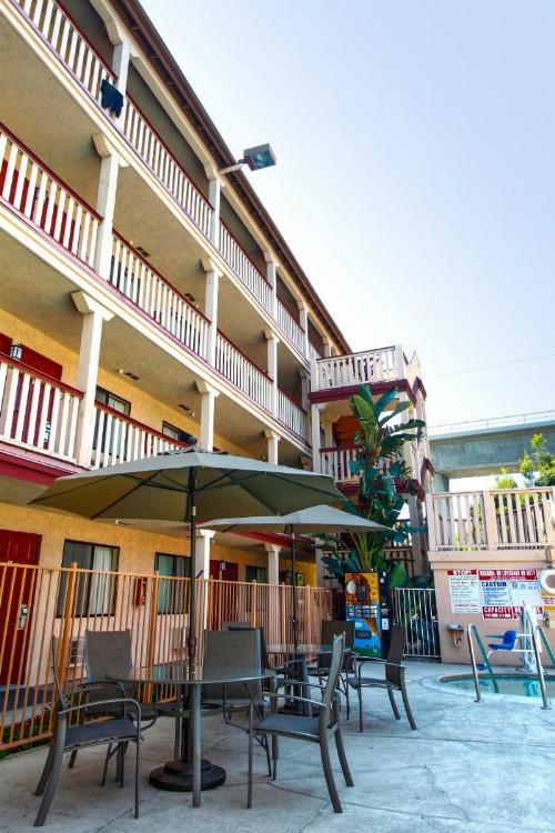 Heritage Inn La Mesa - image 2