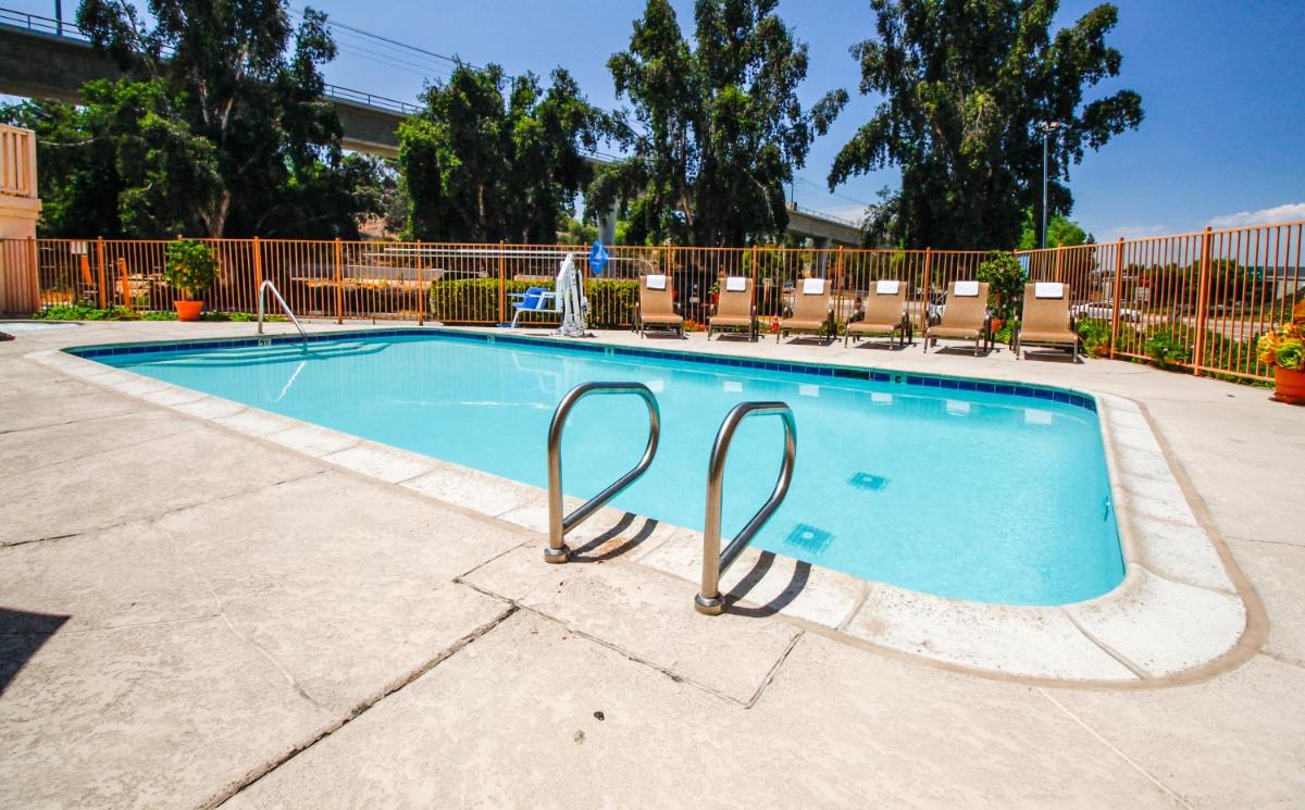 Heritage Inn La Mesa - image 3