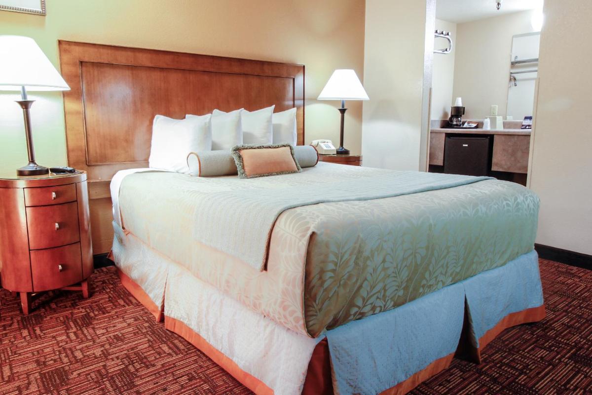 Heritage Inn La Mesa - image 4