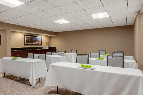 Holiday Inn La Mirada near Anaheim an IHG Hotel - image 18