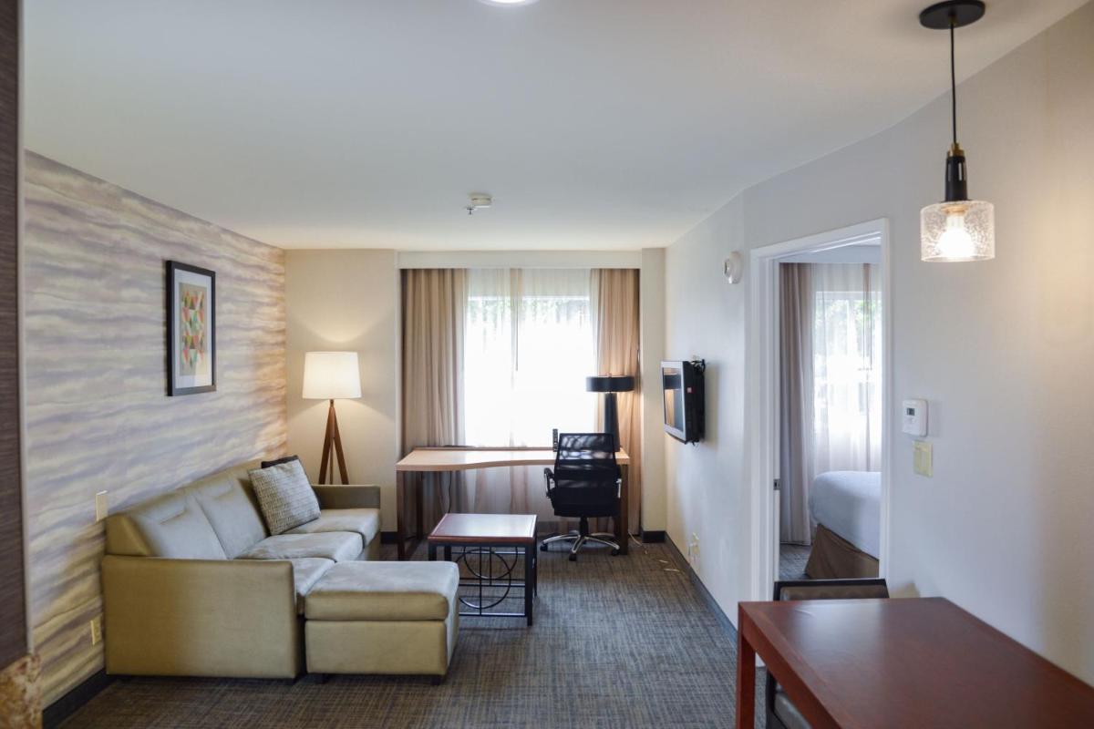 Residence Inn La Mirada Buena Park - image 7