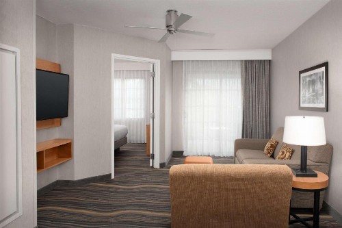 Embassy Suites La Quinta Hotel & Spa - image 26