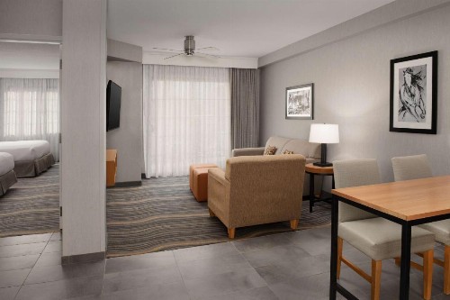 Embassy Suites La Quinta Hotel & Spa - image 39