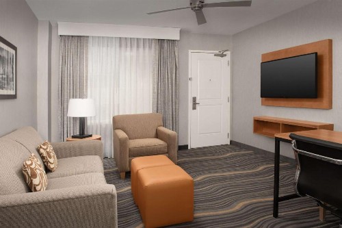 Embassy Suites La Quinta Hotel & Spa - image 41