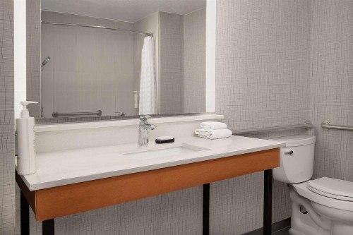 Embassy Suites La Quinta Hotel & Spa - image 48