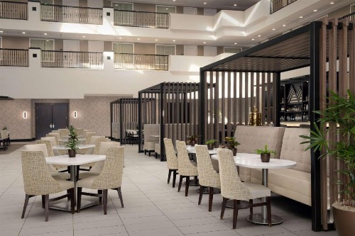 Embassy Suites La Quinta Hotel & Spa - image 6