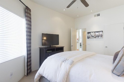 Designer Palm Springs Condo - image 5