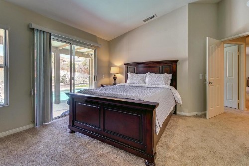 Buttercup Delight - image 9