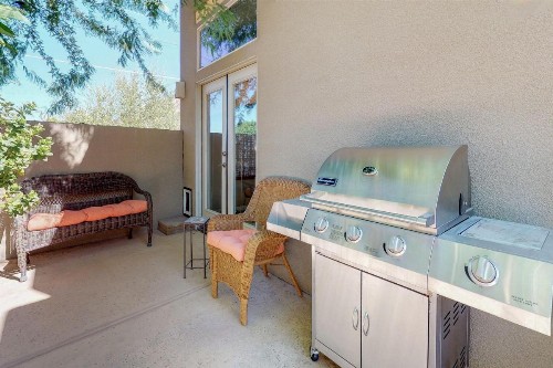 Lovely La Quinta - image 7