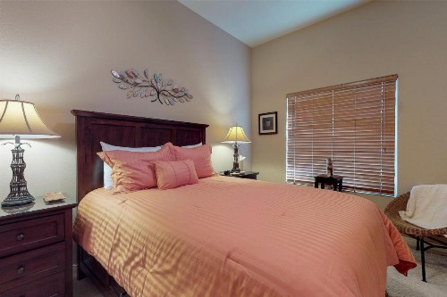 Lovely La Quinta - image 9