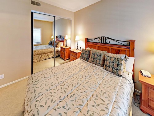Oak Tree Condominium - image 12