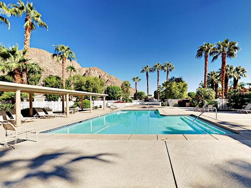 Oak Tree Condominium - image 9