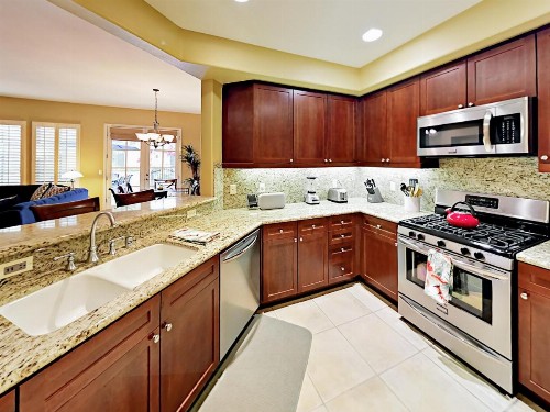 Gated Legacy Villa Condo Condo - image 6
