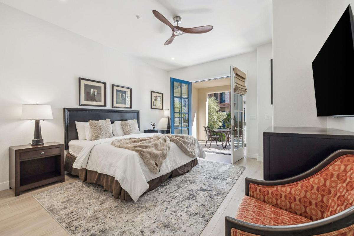 (T21) Lux Villa With Fountain View Condo - image 4