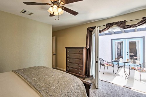 Private House with Fire Pit by Old Town and Golfing! - image 11