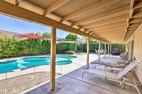 La Quinta Home w/Pvt. Pool - 6 Mi to Polo Grounds! - image 12