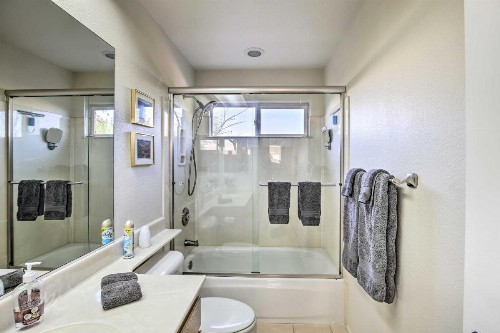La Quinta Home w/Pvt. Pool - 6 Mi to Polo Grounds! - image 6