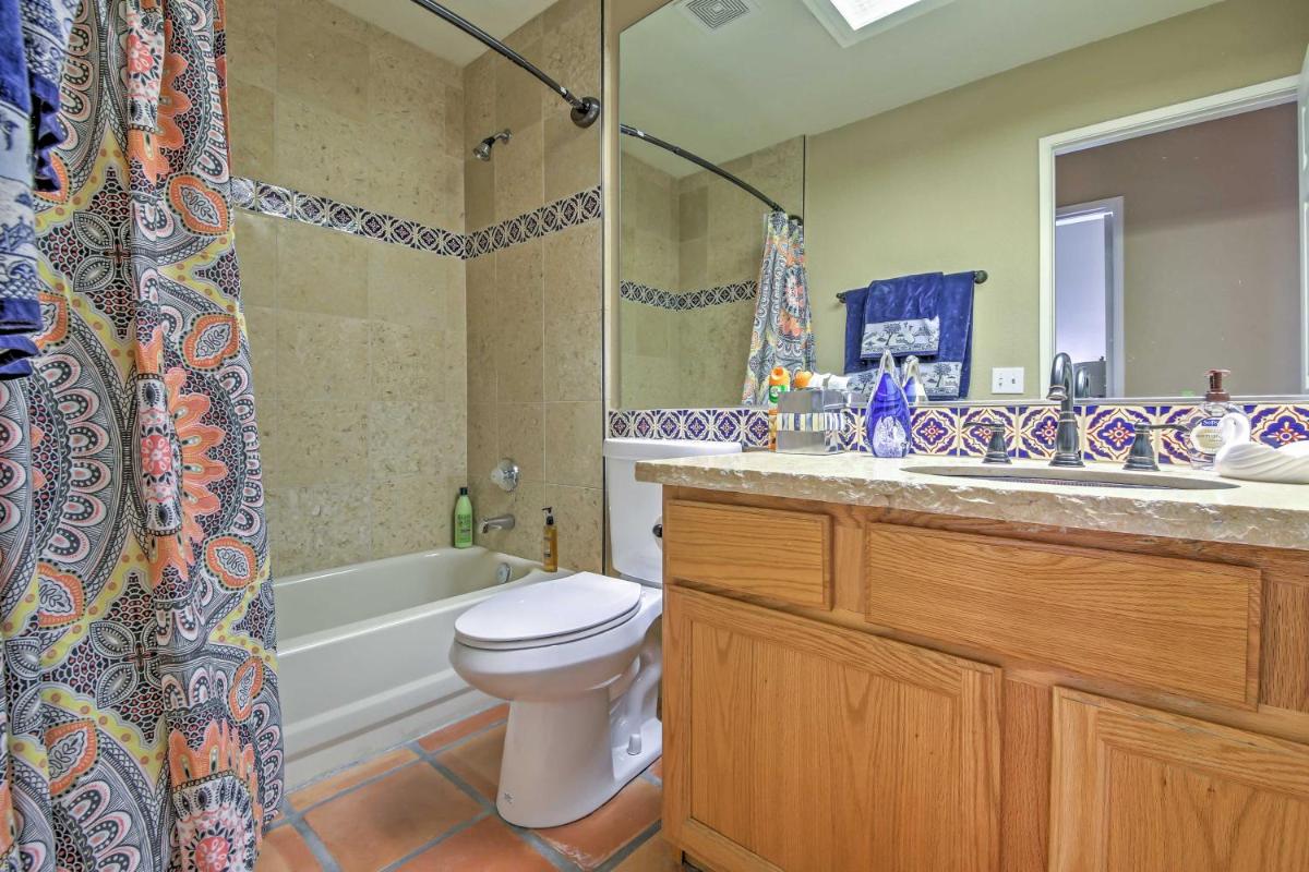 La Quinta Desert Abode with Courtyard and Mtn Views! - image 4