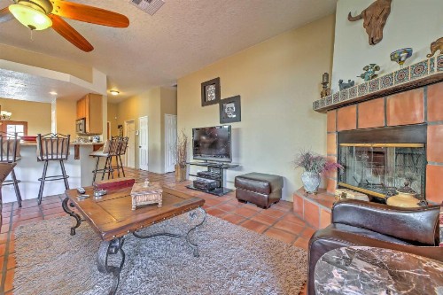La Quinta Desert Abode with Courtyard and Mtn Views! - image 8